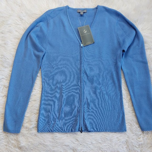 Nexus Apparel Women's China Blue Full Zipper Sweater Size: M - Picture 2 of 10